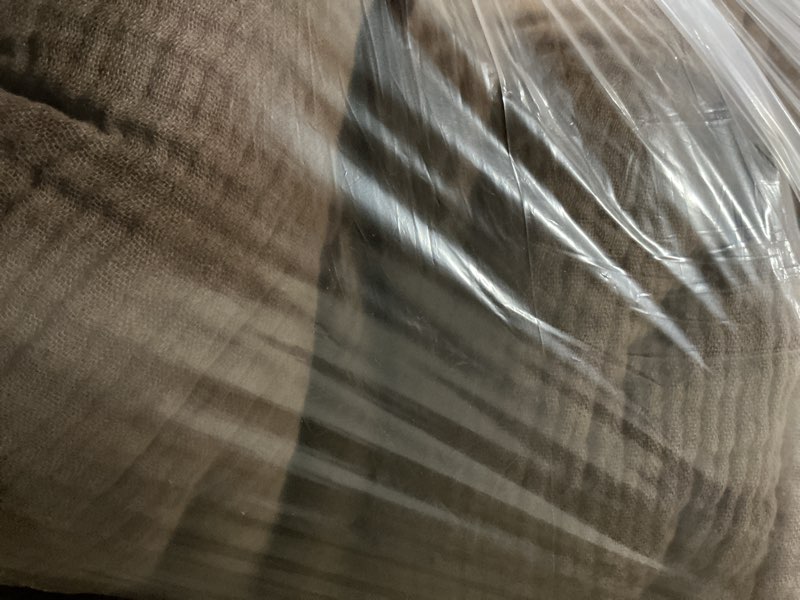 Condition photo showing Good Condition for cotton gauze duvet cover set, king, espresso