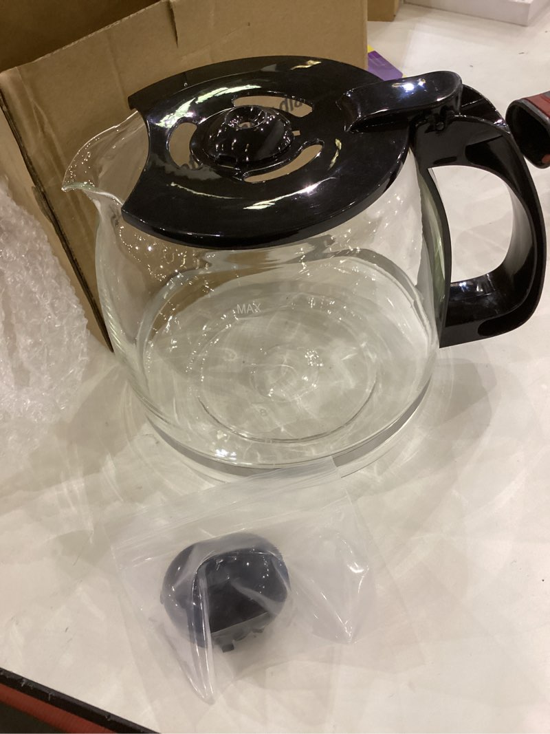 Condition photo showing Good Condition for 12-Cup Glass Coffee Carafe Replacement Pot Compatible with Mr Coffee, Black & Decker and 12 Cup Carafe Black with Close Handle, Replacement for PLD12, PLD12-RB, PLD12-NP