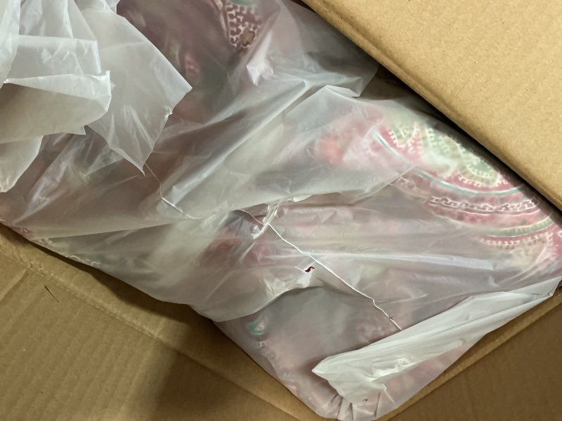 Condition photo showing Good Condition for levtex home - spruce red quilt set - king/cal king quilt (106x92in.) + two king pillow shams (36x20in.) - paisley pattern in burgundy, red, tan, grey - reversible - cotton king red