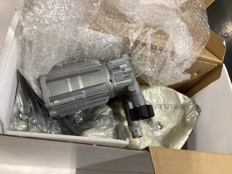 Condition photo showing Good Condition for 2400 psi axial pressure washer pump 2.2 gpm replacement for 0h9565 0k1663