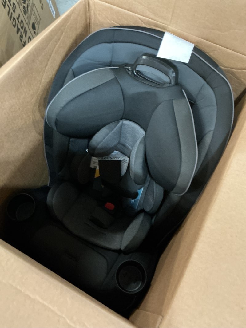 Condition photo showing Good Condition for Safety 1st Grow and Go All-in-One Slim Convertible Car Seat, Rear Facing, 5-40 lbs, Forward Facing (30–65 lbs), High Back Booster Seat 40-100 pounds, Black Phantom Black Phantom Original