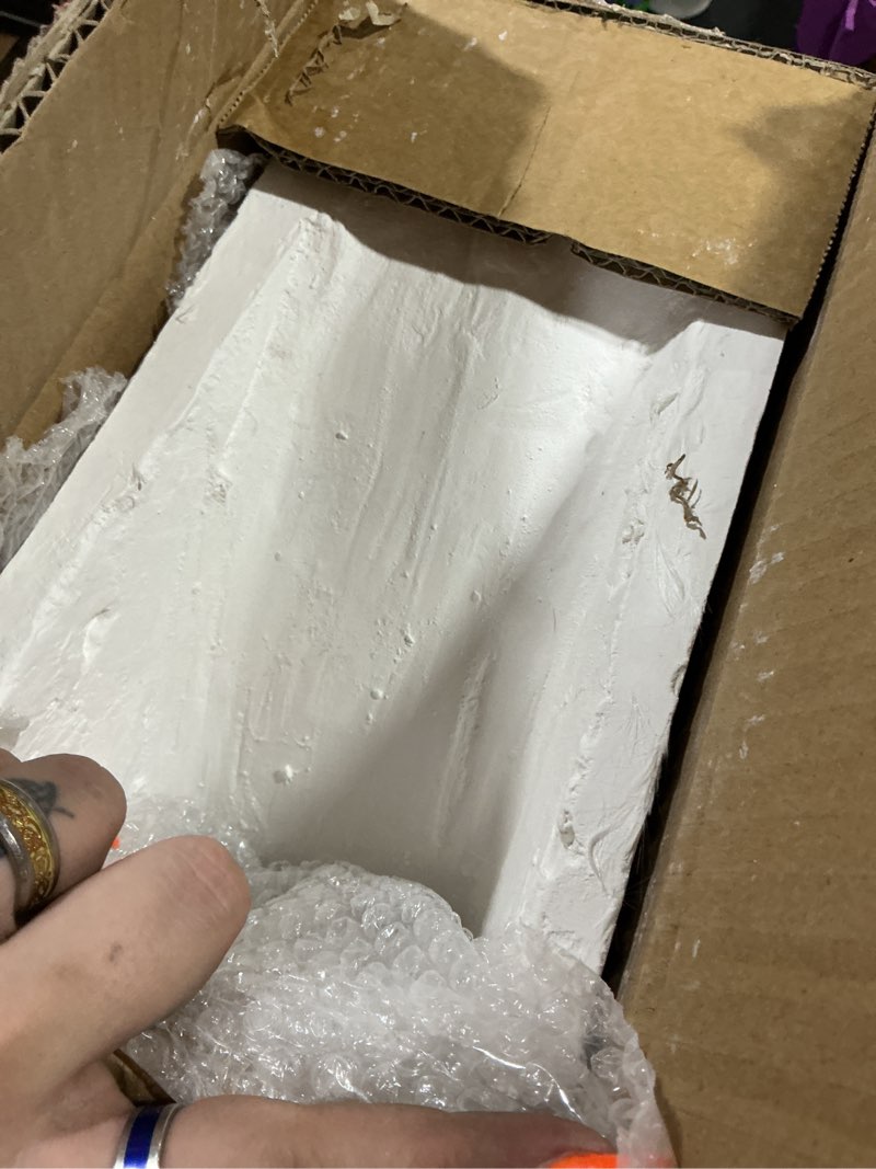 Condition photo showing Good Condition for 2-pack round doorway arch kit, pre-curved drywall form for easy diy installation, creates half-circle top on any interior doorway, add modern rounded corners to your home decor(9"x9"x5")