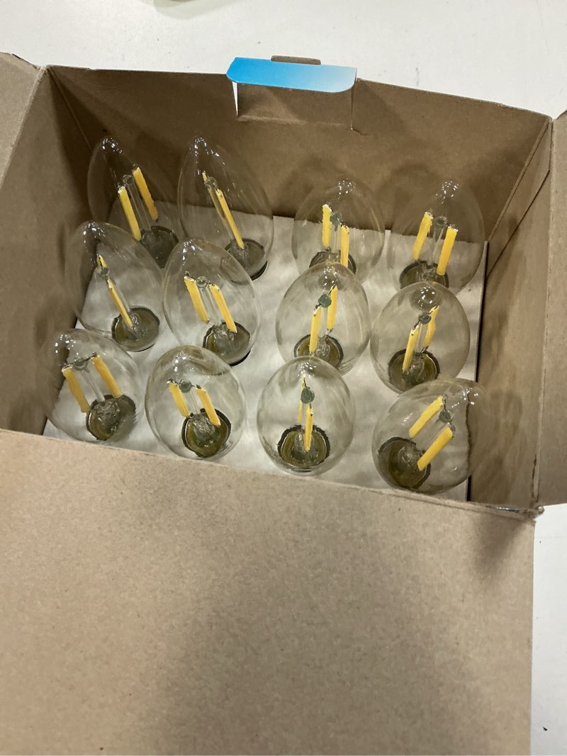 Condition photo showing New/Like New for great value led light bulb  4w (40w equivalent) b10 deco lamp e12 candelabra base  dimmable  daylight  12-pack