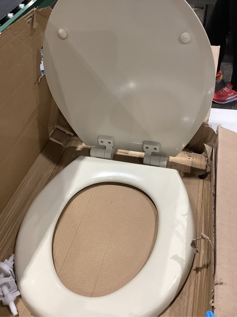 Condition photo showing Good Condition for highcraft premium round toilet seat with slow-close design, adjustable hinges & quick removal mechanism - molded wood toilet seat - fits standard round toilets - toilet seat in bone/beige round bone