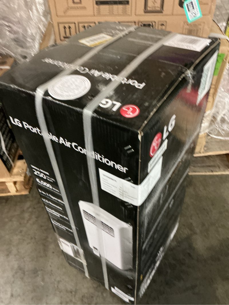 Condition photo showing New/Like New for lg lp0624wfr portable air conditioner w/remote, cools 250 sq.ft, quiet operation, 115v, 6,000 btu (9700 ashrae), white