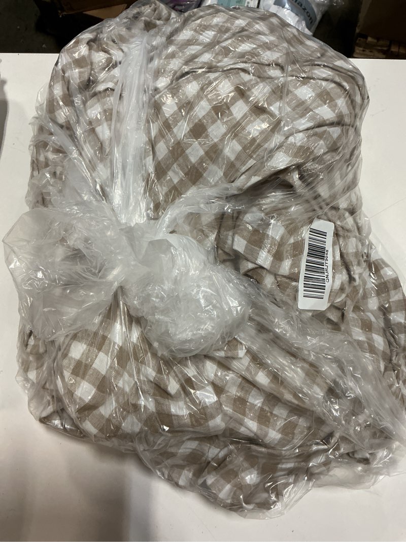 Condition photo showing New/Like New for european linen duvet cover, full/queen, cafe gingham