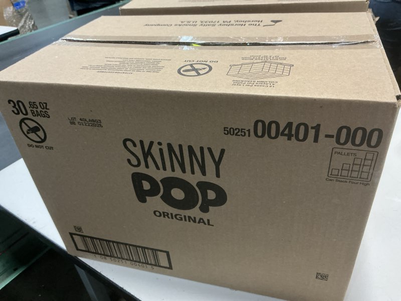 Condition photo showing New/Like New for (BB 01222026)SkinnyPop Popcorn, Original, Whole Grain, Dairy-Free Snack, 0.65oz Bags (30ct) Original 0.65 Ounce (Pack of 30)
