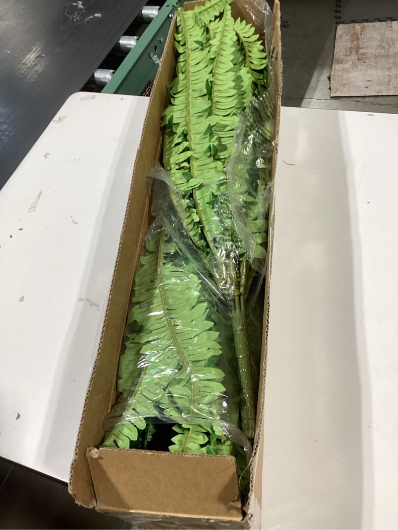 Condition photo showing Good Condition for artificial boston fern bush 21 leaves 24in green artificial