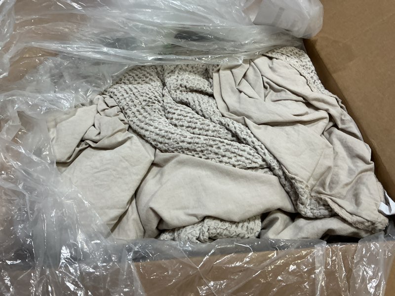 Condition photo showing As Is for Bedsure Waffle Duvet Cover King - 100% Cotton Duvet Cover Linen Color, Space-Dyed for Enhanced Bedroom Aesthetics, GentleSoft™ and Stylish All-Season, 3-Piece Bedding Set with Button Closure, 104"x90" King (104" x 90") 19 - Space-dyed Linen (No Comforter)