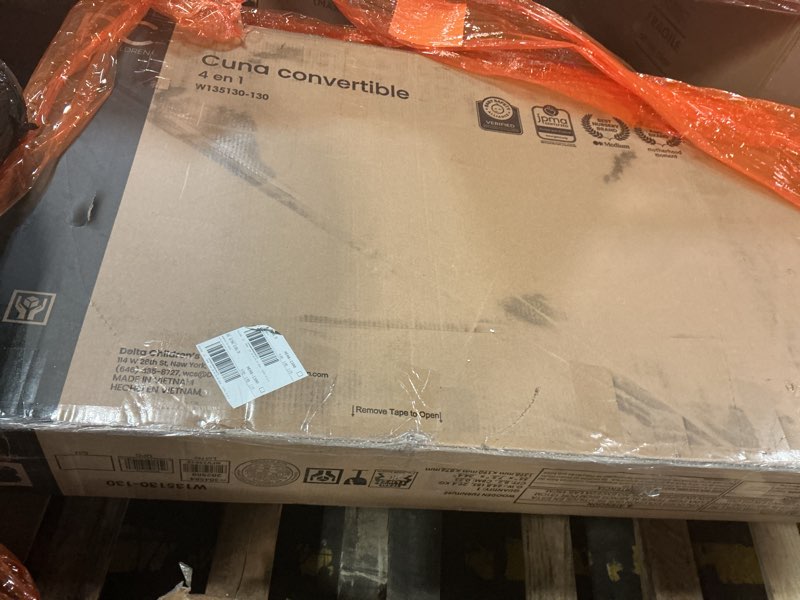 Condition photo showing New/Like New for delta children saint 4-in-1 convertible crib - greenguard gold certified, bianca white