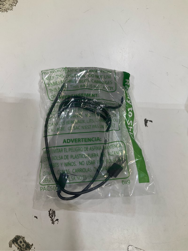 Condition photo showing New/Like New for netum bluetooth pet microchip reader, 3-in-1 wireless animal universal microchip tag reader scanner with 1.44" tft screen, 1200mah rechargeable battery, stores up to 20000 records (dj-130)