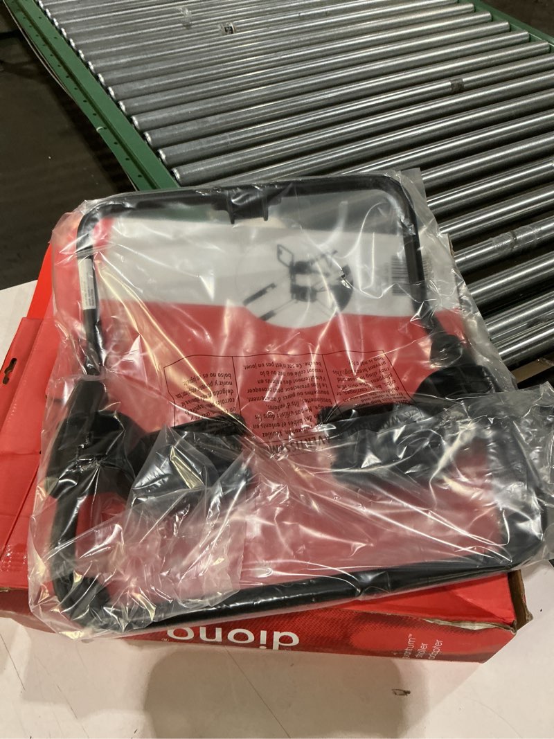 Condition photo showing New/Like New for diono quantum graco/chicco car seat adapter