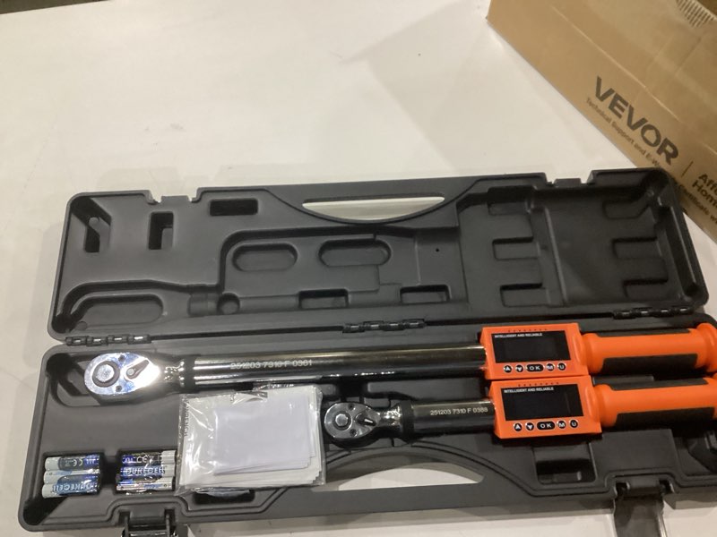 Condition photo showing New/Like New for VEVOR Digital Torque Wrench 3/8 1/2 Inch Drive, 0-44.25FT.LB(0-60Nm)/0-162.26FT.LB(0-220Nm) ±2% Accuracy, Electronic Torque Wrench with Preset Mode,Vibration,Buzzer,LED Notification,5Units of Measure 3/8 1/2-Inch 0-44.25FT.LB, 0-162.26FT.LB