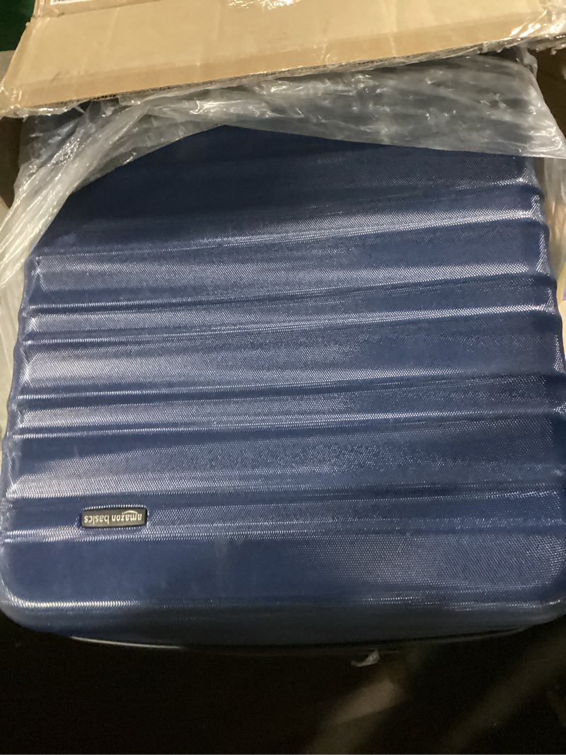 Condition photo showing New/Like New for u.s. traveler boren expandable hardside rugged travel luggage with 8 spinner wheels, navy, checked-large 30-inch checked-large 30-inch, no usb port navy
