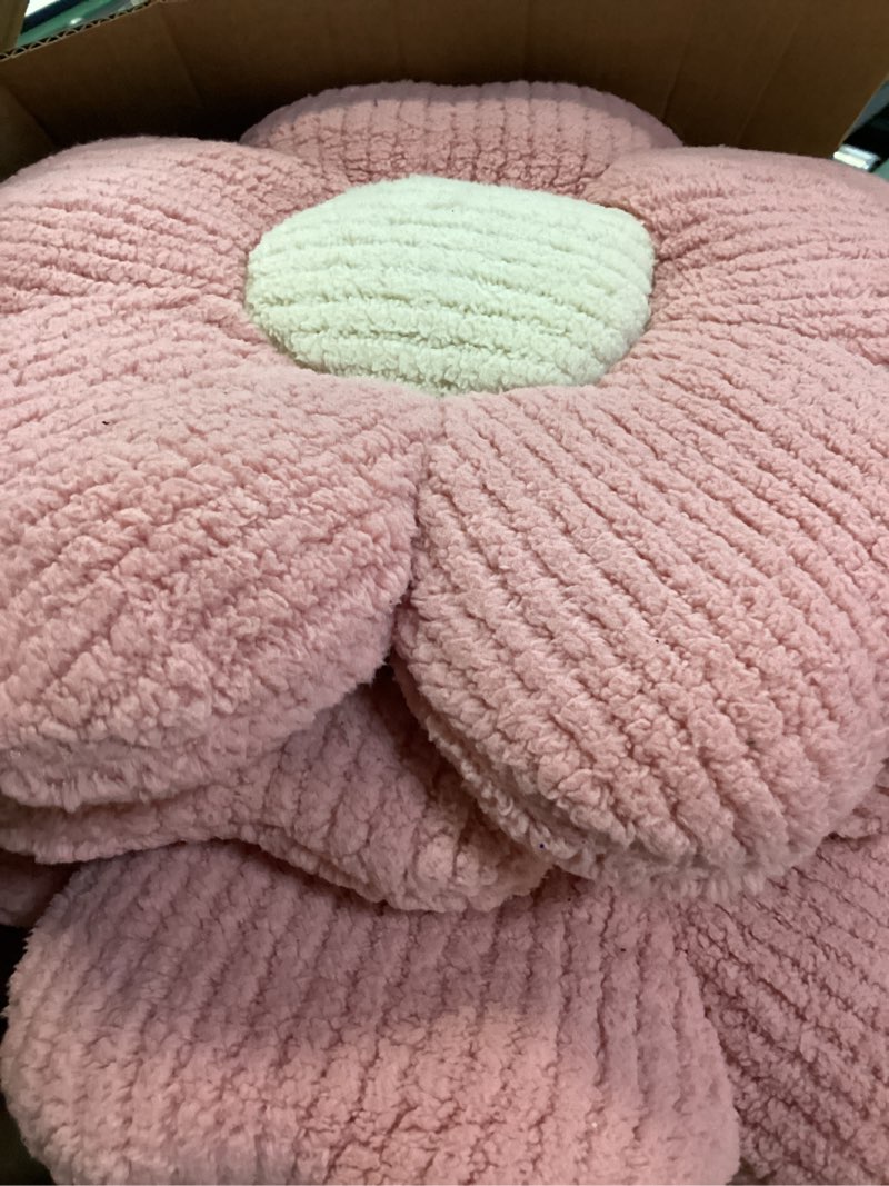 Condition photo showing As Is for 10;pink flower pillow?flower shaped throw pillow 15.7in daisy pillow cushion cute flower seating cushion home decorative pillows for sofa couch bed