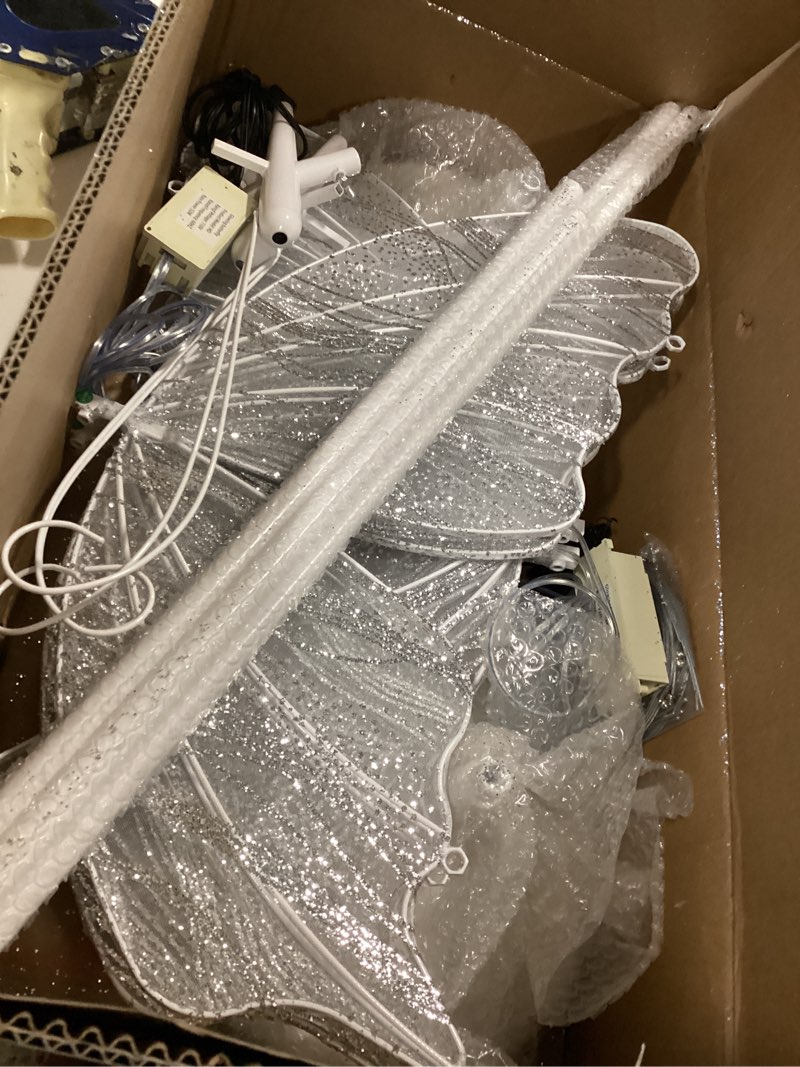 Condition photo showing Good Condition for 2Pcs Wedding Butterfly Floor Lamp, Romantic Butterfly Lights, 23.6In Movable Atmosphere Decoration Lighting, for Banquet, Birthdays, Party,White