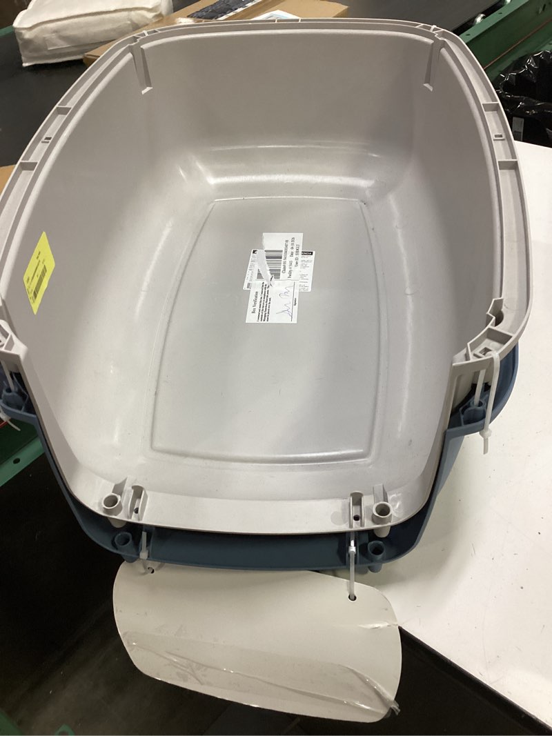Condition photo showing Good Condition for vibrant life kennel for dogs & cats, durable plastic, two door openings, blue, maximum pet weight 30 lbs, 24" l x 16.5" w x 14.5"h