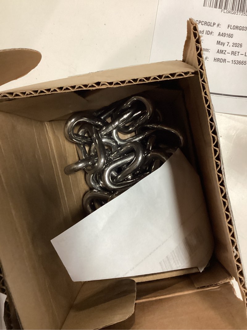 Condition photo showing Good Condition for itayak boat anchor chain, 316 stainless steel marine grade anchor lead chain with dual 5/16 inch lock ring shackles for boats, works with different anchors 3/8 inch x 5 ft