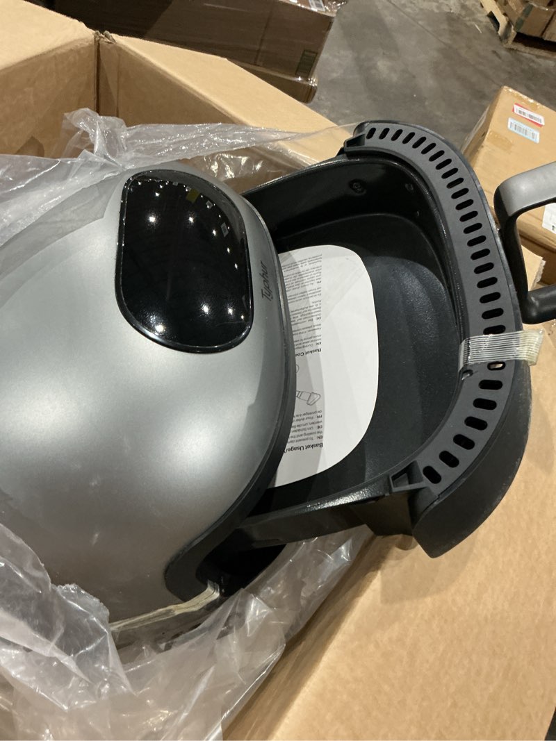 Condition photo showing Good Condition for typhur dome 2 ai smart air fryer, large flat airfryer with top & bottom heating, self-cleaning digital fryer, pfas free ceramic basket, fits a 12" pizza or steaks, whisper-quiet, 120v silver large