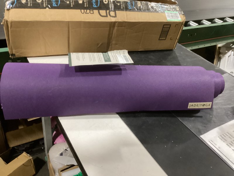 Condition photo showing Good Condition for jadeyoga voyager yoga mat - lightweight & portable rubber yoga mat - non-slip exercise mat for women & men - great for yoga, home workout, gym fitness, pilates, stretching, and more