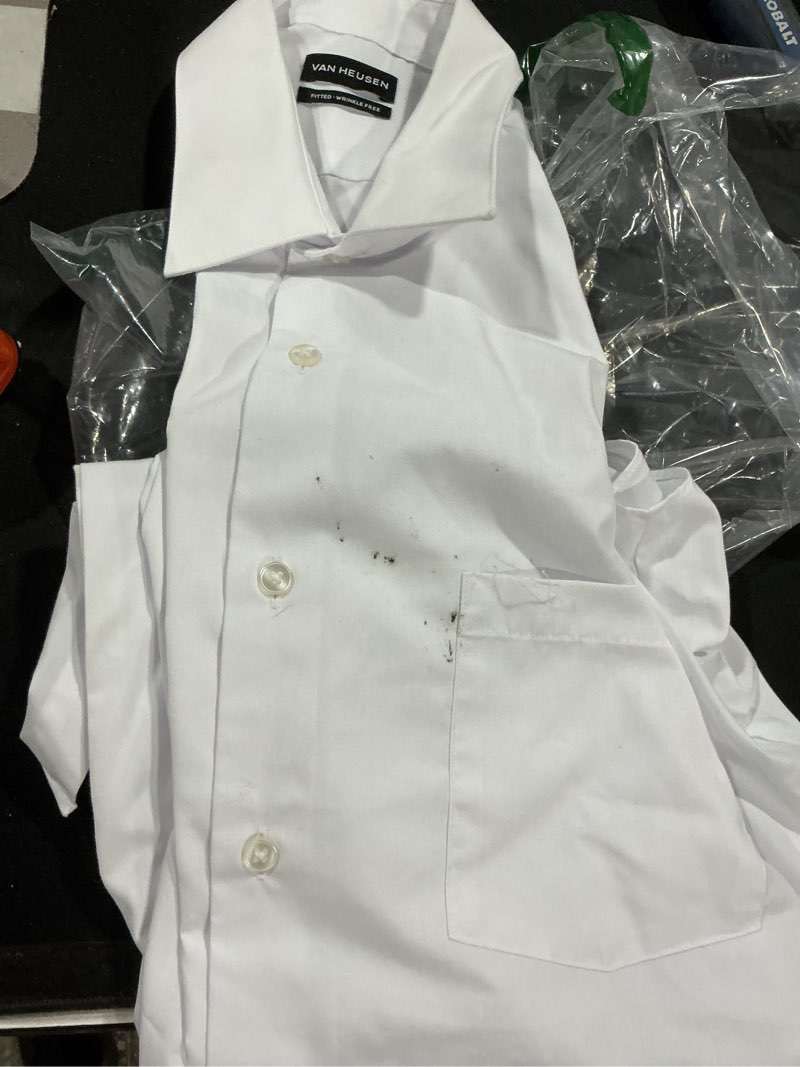 Van Heusen Men's Dress Shirt Fitted Poplin Solid, White, 14.5" Neck 32"-33" Sleeve