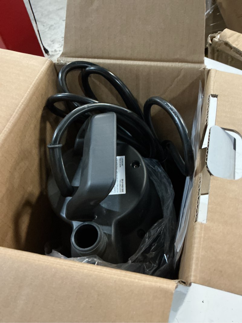 Condition photo showing Good Condition for utilitech 0.167-hp thermoplastic submersible utility pump