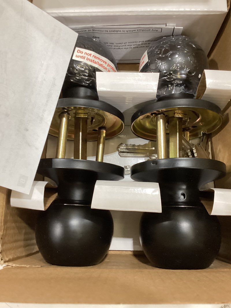 Condition photo showing Good Condition for [2 Pack] BESTTEN Keyed Entry Door Knob, Entrance Door Lock, Keyed Different, Standard Ball, Matte Black 2 Matte Black