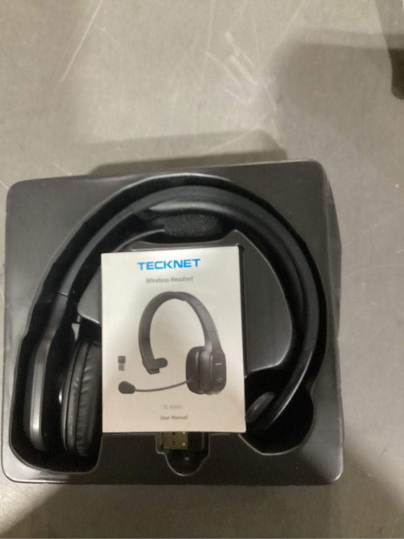 Condition photo showing Good Condition for tecknet wireless headset