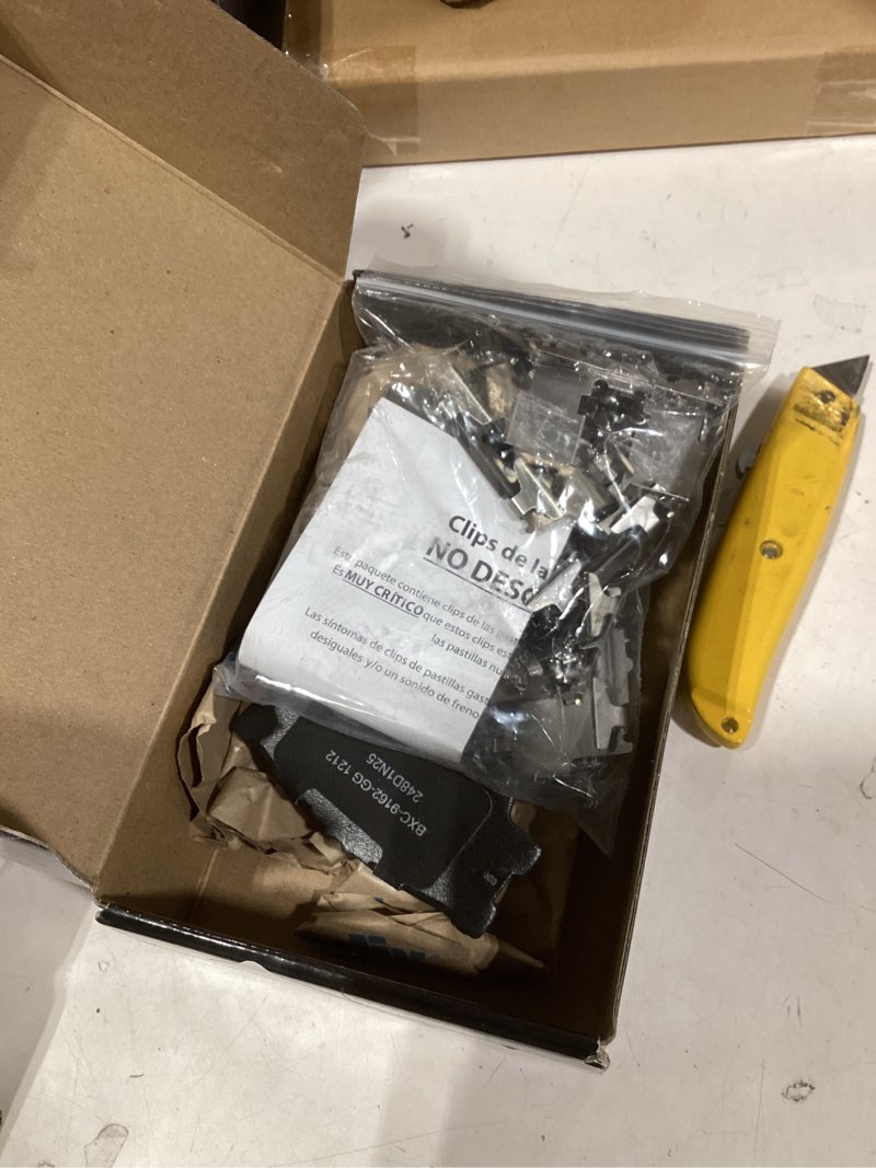 Condition photo showing As Is for similar product not like stock photo ordescription please see preview photosbendix premium sbc1212 ceramic rear brake pads for select models lexus es300h, es350, hs250h, pontiac vibe, toyota avalon, camry, matrix, rav4