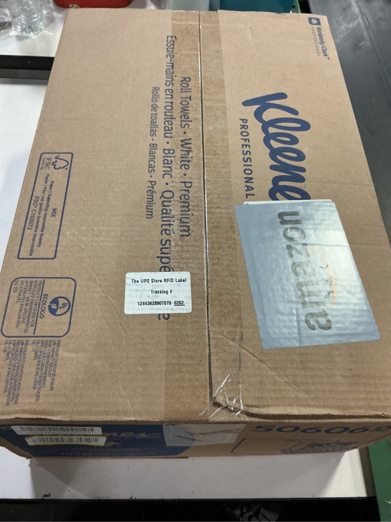 Condition photo showing New/Like New for Scott Essential Plus Hard Roll Towels 8  x 600 ft  1.75  Core dia  White  6 Rolls/CT