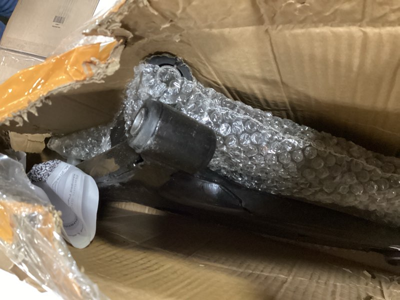 Condition photo showing As Is for newyall front left and right lower suspension control arm with ball joint for toyota corolla 1.8l 2014-2022