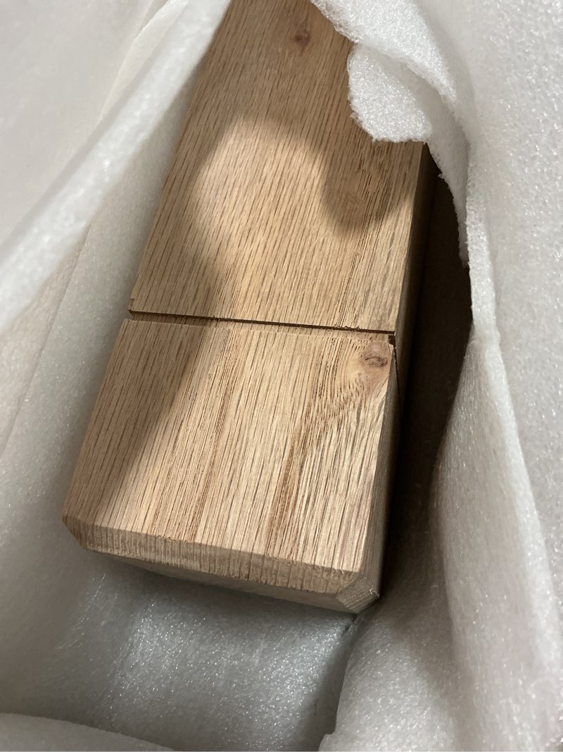 Condition photo showing Good Condition for 2 pcs 3" x 3" x 48" solid red oak stair newel post with a single groove notched newel wood balusters for staircase interior railing newels for stair handrails 3 x 3 x 48" red oak 2