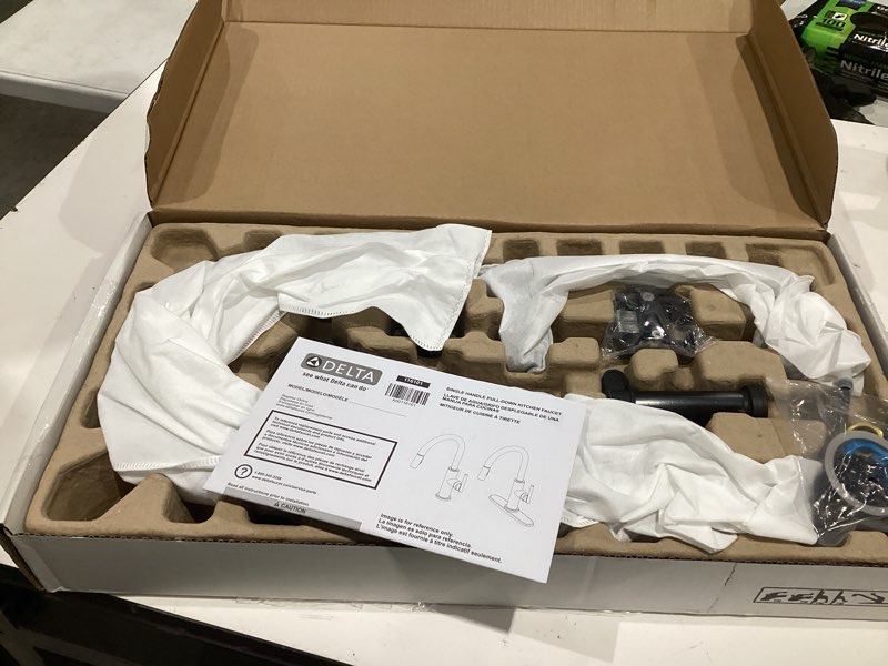 Condition photo showing New/Like New for delta nicoli brushed nickel kitchen faucet with pull down sprayer, modern single hole kitchen sink faucet, single handle, stainless steel 19867lf-ss