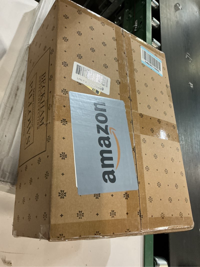 Condition photo showing New/Like New for Beckham Hotel Collection Bed Pillows Standard/Queen Size Set of 2 - Original Soft Down Alternative Pillow for Sleeping - Soft Support for Back, Stomach or Side Sleepers Queen / Standard White