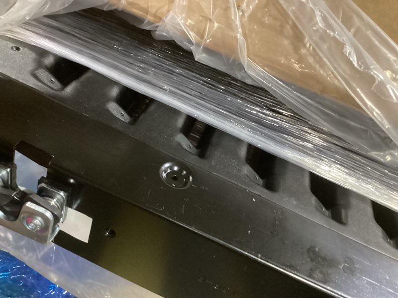 Condition photo showing Good Condition for stromberg carlson vg-15-4000 louvered tailgate 4000 series-ford f150, f250/f350 super duty