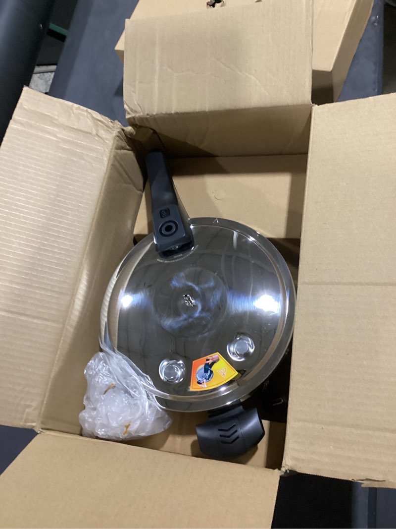 Condition photo showing Good Condition for 6.34qt stainless steel pressure cooker, all stovetops induction compatible, cooking pressure cooker 6+qt?pressure pot,large olla de presion 6.5 quarts