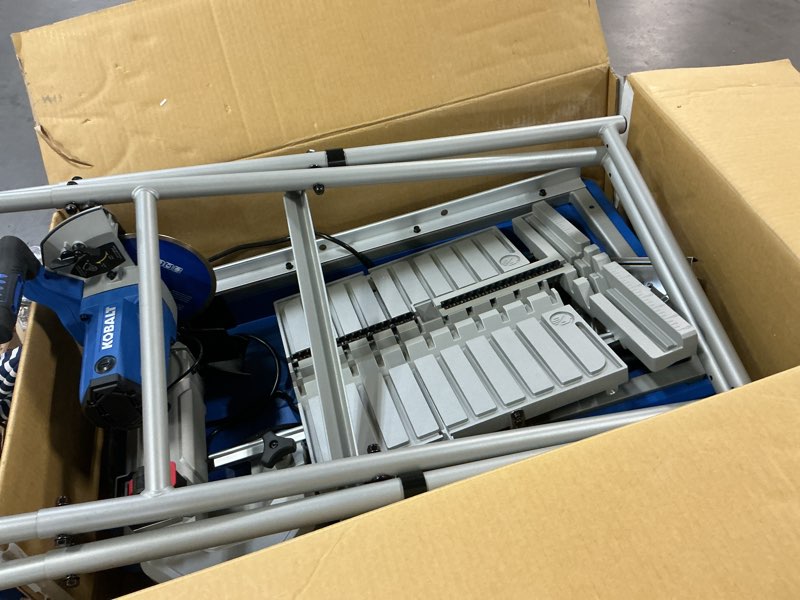 Condition photo showing Good Condition for kobalt folding head 9-amp 7-in corded sliding table tile saw with stand (charger not included)