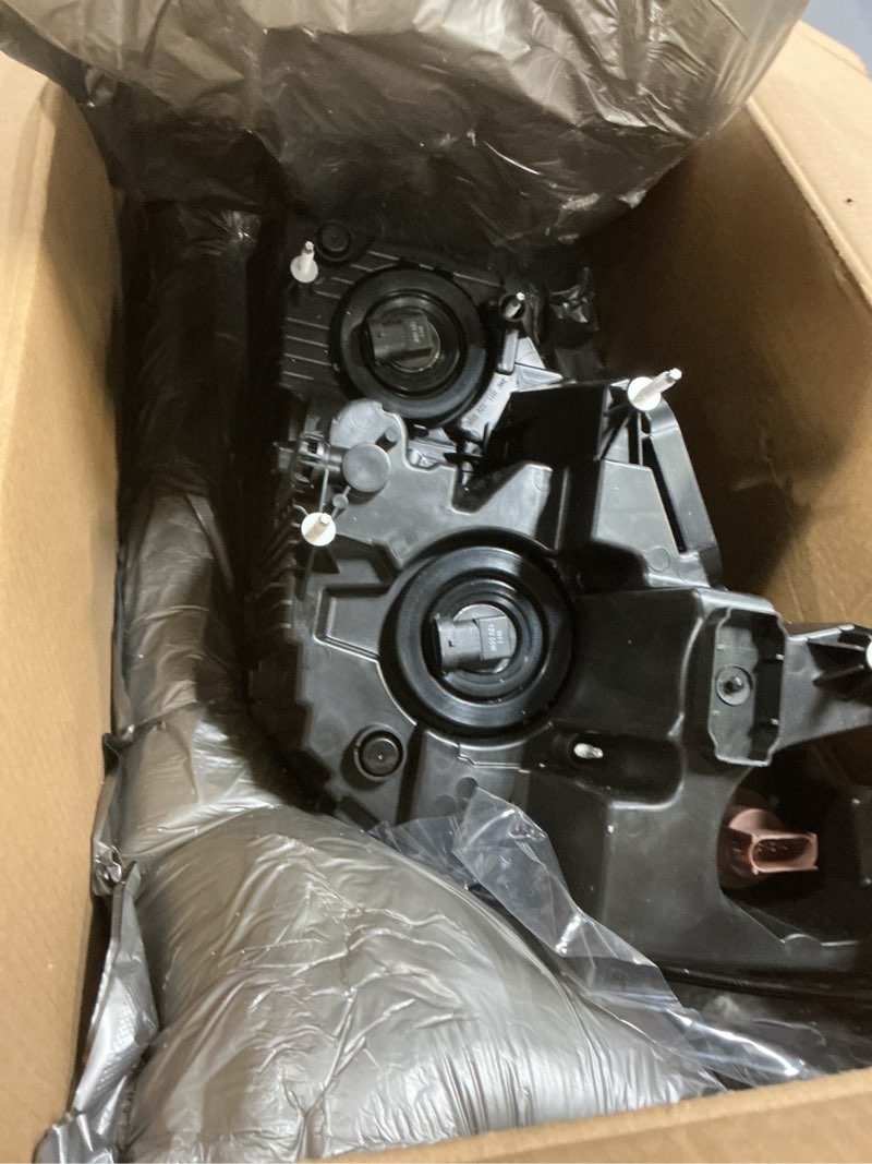 Condition photo showing New/Like New for jfn halogen headlights fit for freightliner cascadia 2018-2024, replacement headlamp dot and sae approved, perfect for standard models(driver side (left))