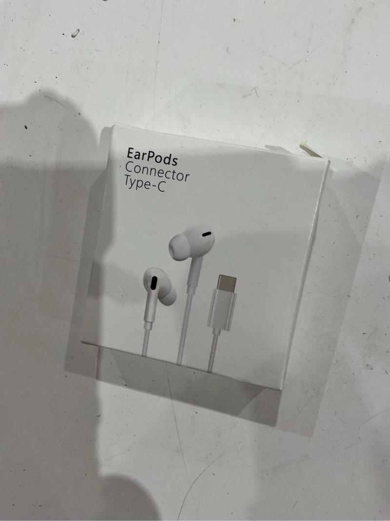 Condition photo showing Good Condition for usb c headphones for iphone 17 16 pro max 16e 16 plus 16pro 15 pro max 15 plus 15pro, usbc earbuds in-ear earphones wired type c ear buds with mic volume control hifi stereo noise cancelling - 2pack