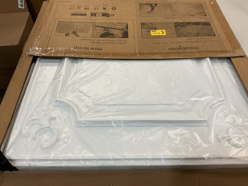 Condition photo showing Good Condition for Art3d Drop Ceiling Tiles 24x24 in White (12-Pack, 48 Sq.ft), Wainscoting Panels Glue Up 2x2 24"x24" White
