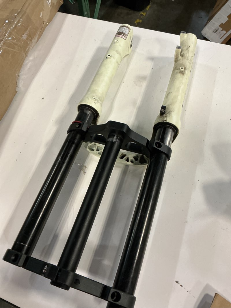 Condition photo showing As Is for fat bike forks 26 4.0 inch tire, 1-1/8 disc brake downhill air fork 160mm travel for mountain bike e-bike bmx suspension forks