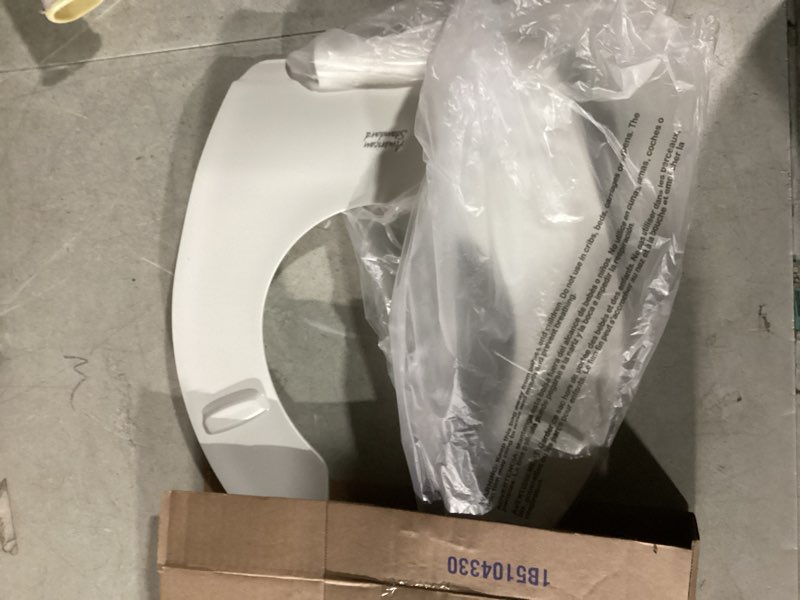 Condition photo showing Good Condition for american standard 5001g055.020 open front toilet seat for baby devoro toilet bowls