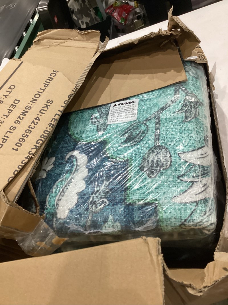 Condition photo showing Good Condition for area rugs 5'x7' washable non-slip, floral vintage distress print pattern medallion carpet for living room bedroom dining room, teal green lake blue turquoise teal 5' x 7' (rectangular)