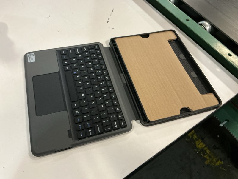Condition photo showing Good Condition for onn keyboard folio case for onn 11” tablet 2026 only — not for older onn 11” tablets