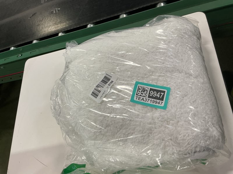 Condition photo showing Good Condition for Disolla Toilet Rug U Shaped White 23x24 Machine Washable Non Slip Toilet Floor Mat Soft Plush Contou