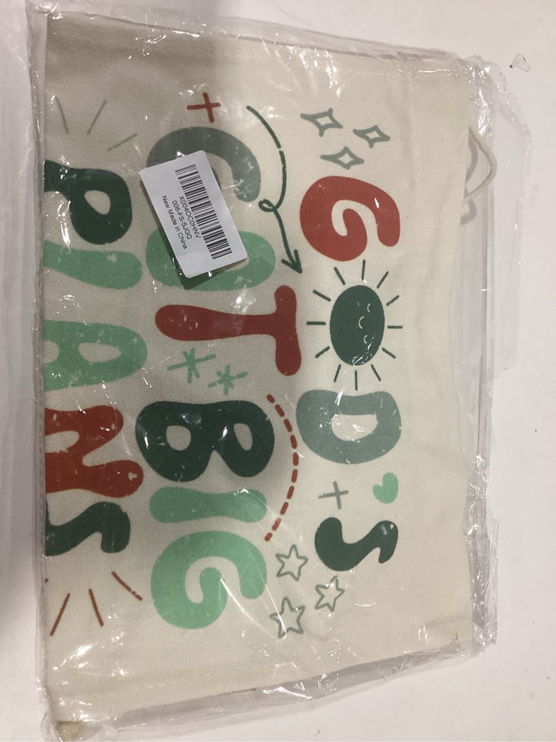 (Different image: Gods got big plans for me)WUCHJ Cat Kids Hanging Display Pennant Flags, Positive Affirmations Wall Decor for Kids Nursery Toddler Room Bedroom Playroom 11x14 Inch Be Brave