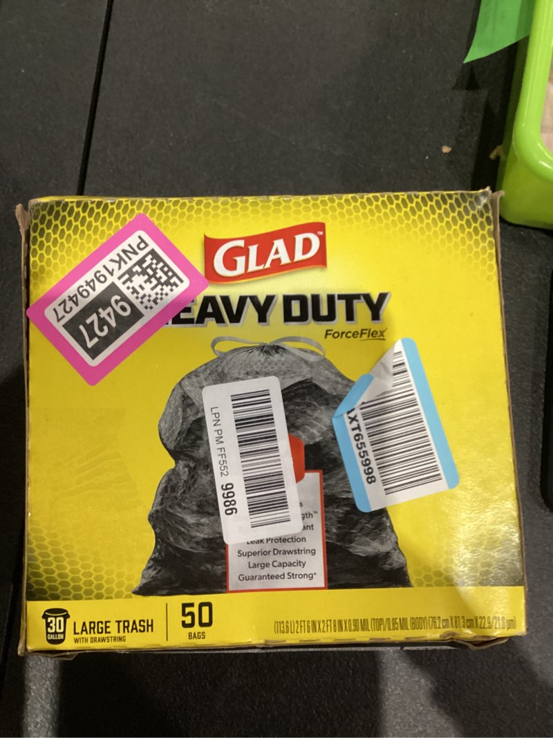Condition photo showing New/Like New for Glad Large 30 Gallon Trash Bags, Unscented Heavy Duty Garbage Bags, Forceflex with Drawstring, 50 Count (Packaging May Vary) Unscented 50 Count (Pack of 1)