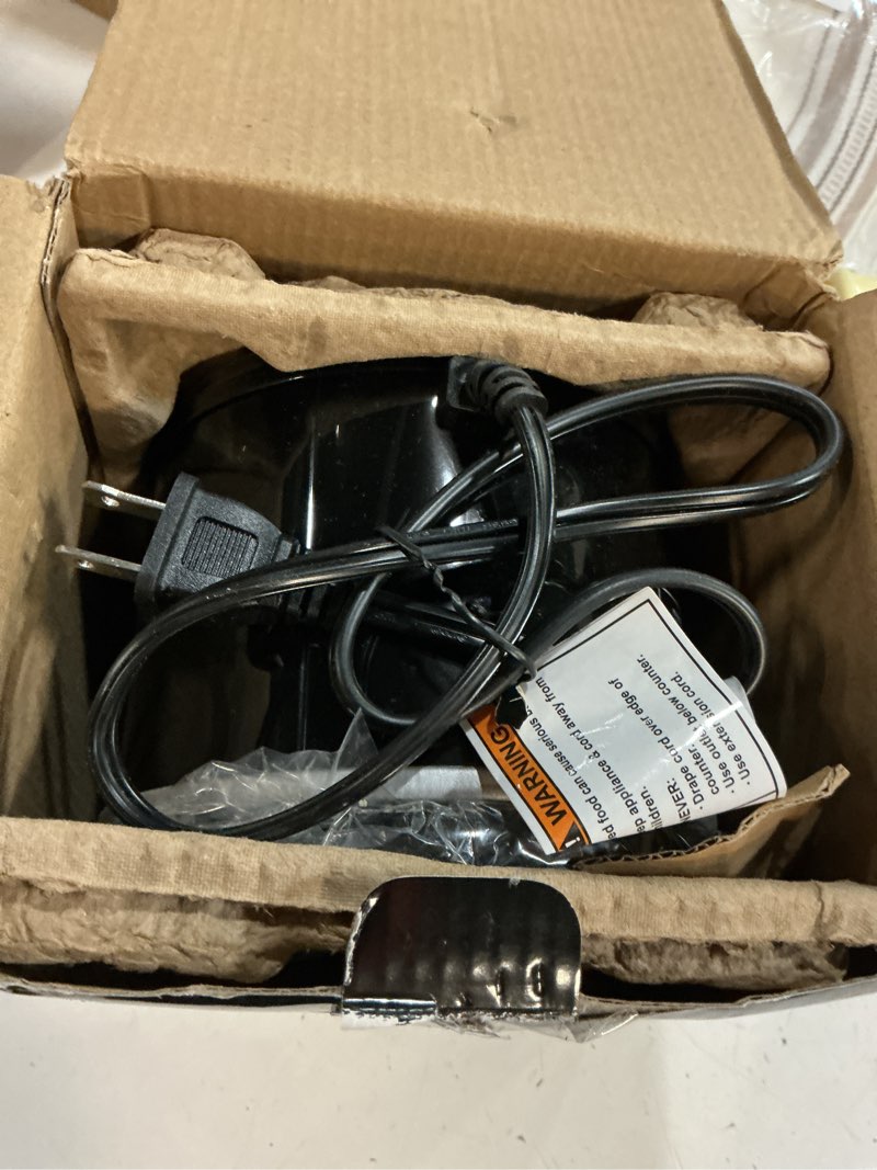 Condition photo showing Good Condition for kooc small slow cooker, 0.65 quart, free liners included, upgraded ceramic pot, nutrient loss reduction, sauces, stews & dips, stainless steel, black, round black 0.7 quarts
