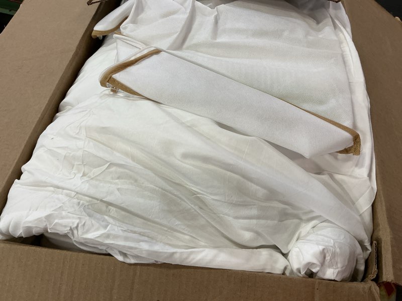 Condition photo showing Good Condition for ROSGONIA King Size Comforter Set White, 3pcs(1 Boho White Comforter King & 2 Pillowcases) All Season Bedding Lightweight Hotel Bedspread Blanket King Comforter 104"x90" White