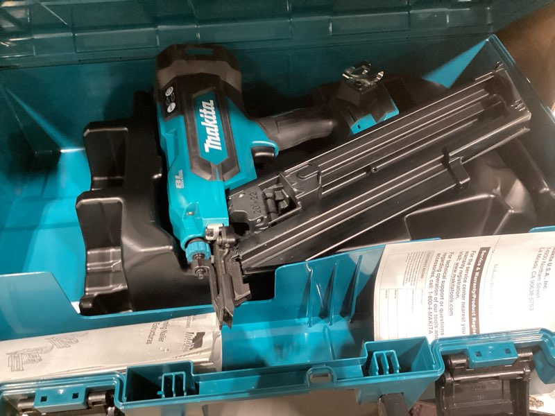 Condition photo showing Good Condition for makita xnb03z 18v lxt® lithium-ion cordless 21º full round head 3-1/2" framing nailer, tool only nailer only